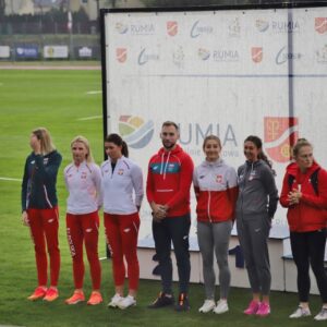 Redzcy zawodnicy wywalczyli pierwsze miejsce w sztafecie 4x100m